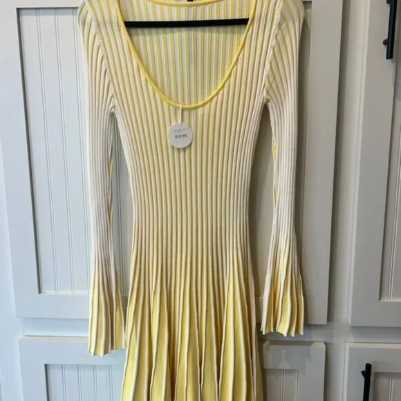 STAUD fit and flare lemon and white long sleeve dress - Picture 3 of 6